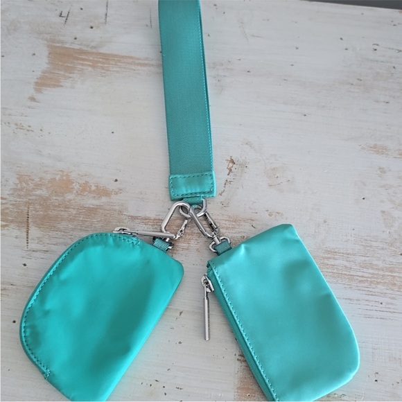 Lululemon Dual Pouch Wristlet - Picture 6 of 7